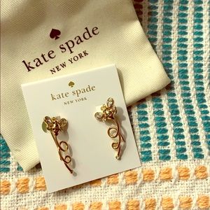 Kate Spade Picnic Perfect bee earrings